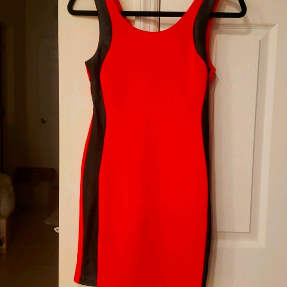 Juniors Dress